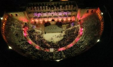 Antalya Uluslararası Tiyatro Festivali Aspendos Antik Tiyatrosunda başladı