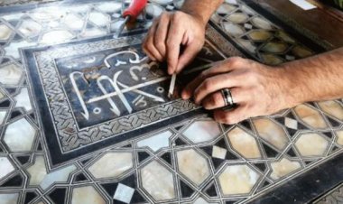 Sultanahmet Camii'nin kapıları 400 yıl sonra aynı teknikle yenileniyor