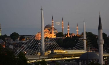 Süleymaniye Camisinde restorasyon hatası olduğu fark edildi