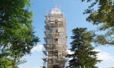 Tarihi Tophane Saat Kulesi eski ihtişamına kavuşturuluyor