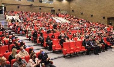 Çekya'da Yunus Emre ve Türk Dili konulu konferans