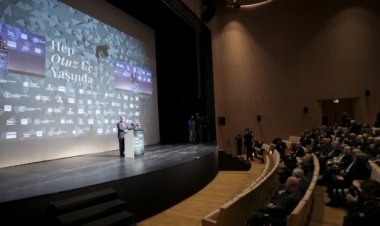 TDV İslam Ansiklopedisi'nin hayata geçirilişi Hep Otuz Üç Yaşında belgeseli ile anlatıldı