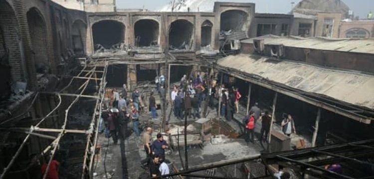 İran'daki Tarihi Tebriz Kapalı Çarşısı'ndaki yangında zarar 8 milyon lira