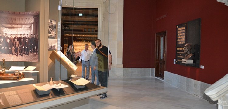 İstanbul Arkeoloji Müzesi'nde tadilattan çıkıp ziyarete açılan bölümlere ilgi yoğun